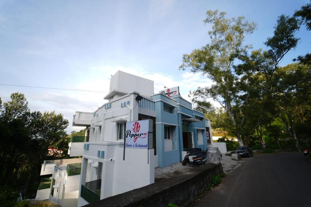 Hotel Peppers Yercaud Esterno foto